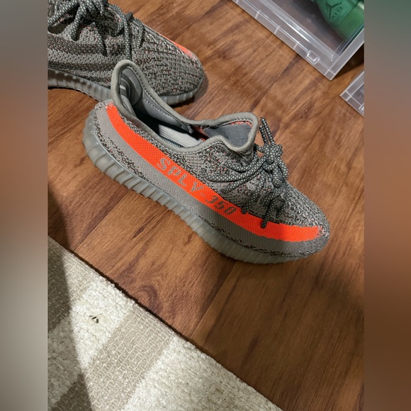 Yeezy Beluga 350s - Picture 6 of 7
